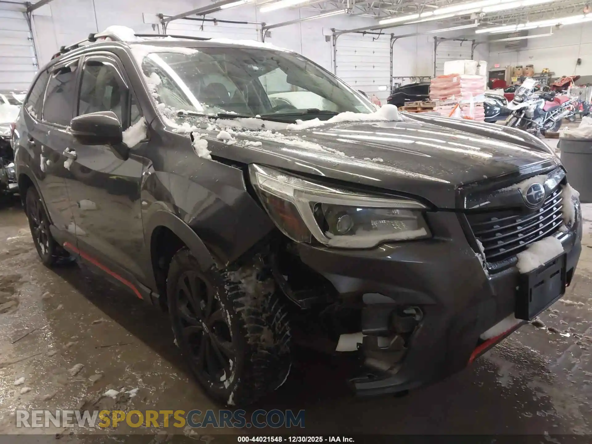1 Photograph of a damaged car JF2SKARC6MH402989 SUBARU FORESTER 2021