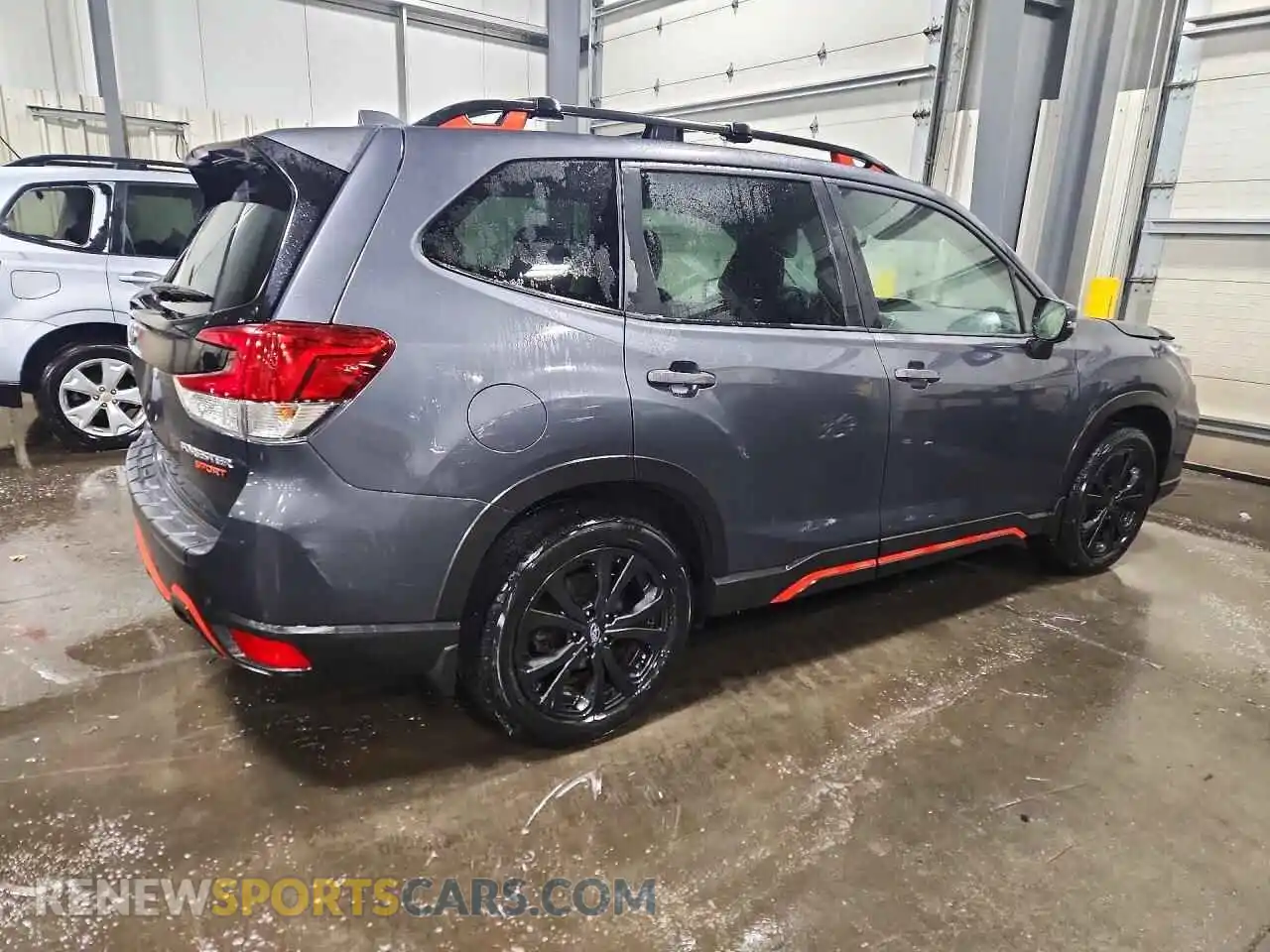 3 Фотография поврежденного автомобиля JF2SKARC6MH495626 SUBARU FORESTER 2021