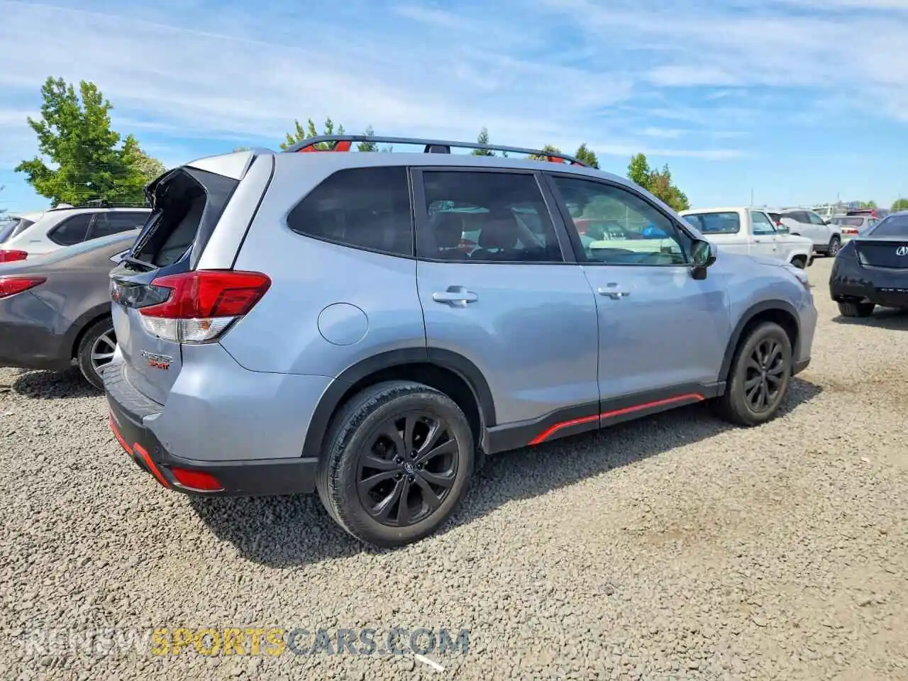 3 Photograph of a damaged car JF2SKARC8MH435962 SUBARU FORESTER 2021