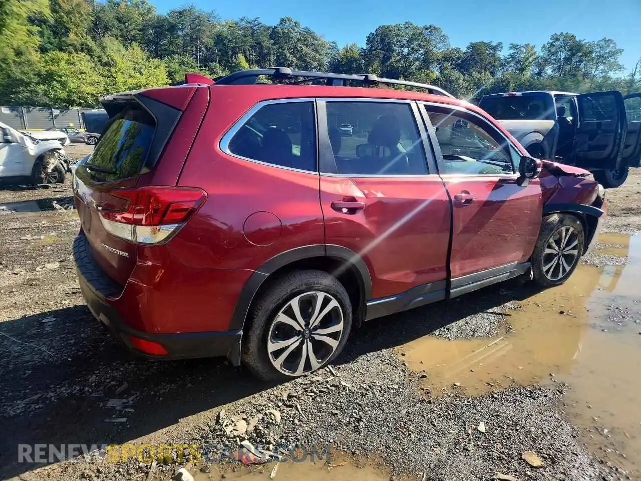 3 Photograph of a damaged car JF2SKASC9MH508461 SUBARU FORESTER 2021