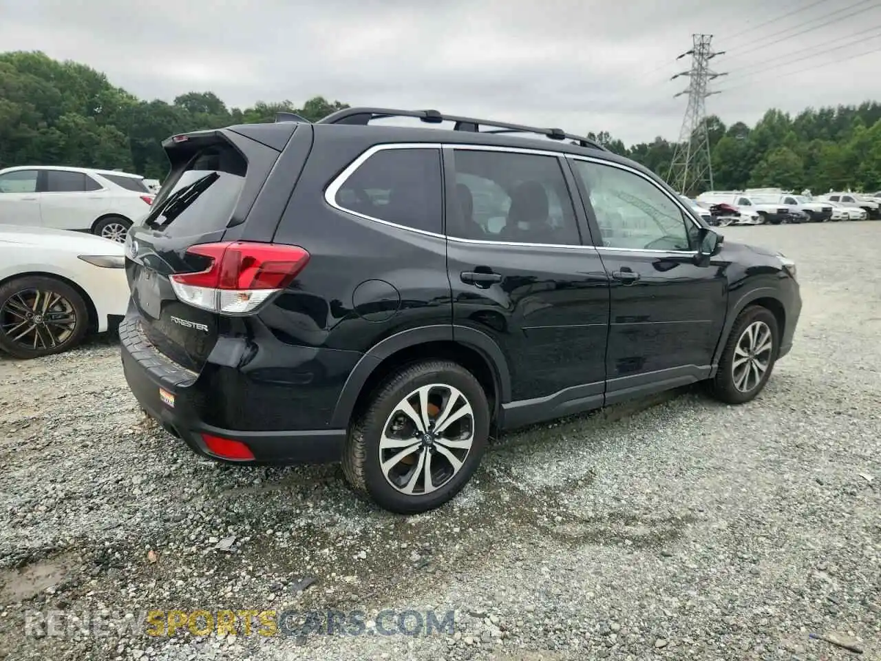 3 Photograph of a damaged car JF2SKASCXMH581841 SUBARU FORESTER 2021