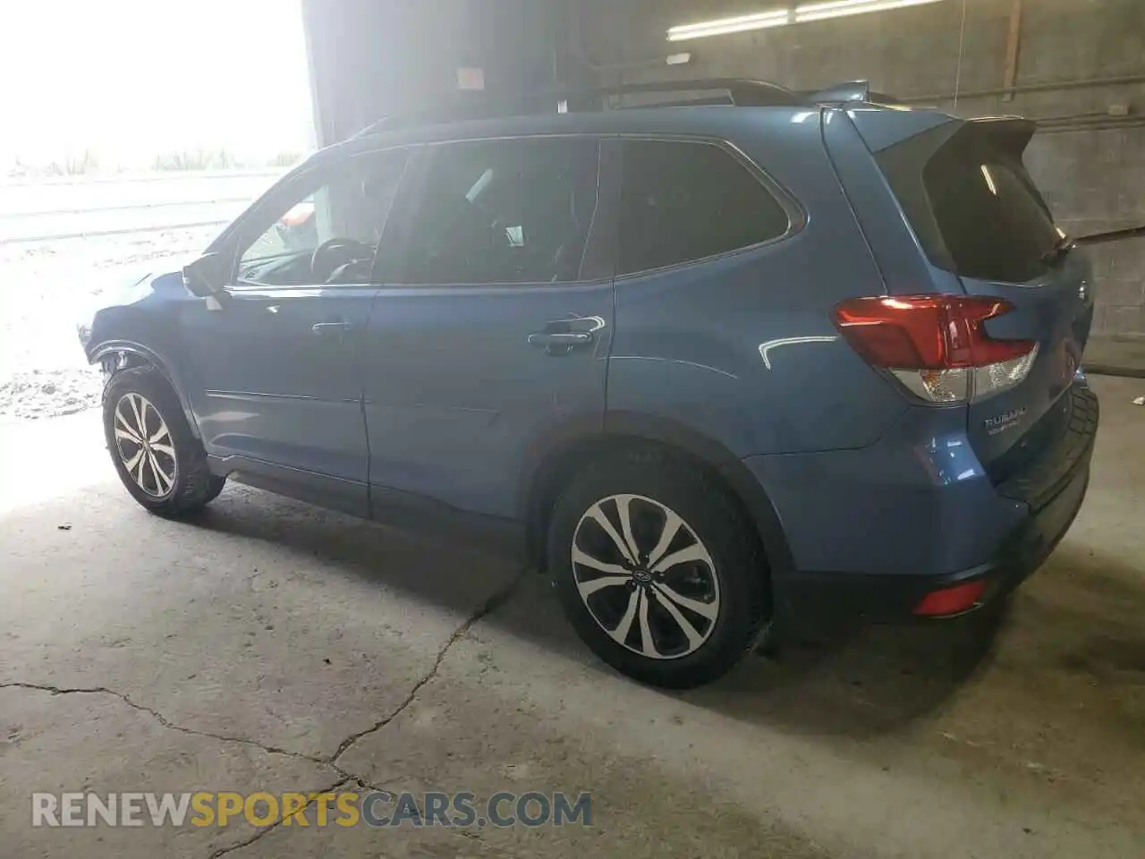 2 Фотография поврежденного автомобиля JF2SKASCXMH586022 SUBARU FORESTER 2021