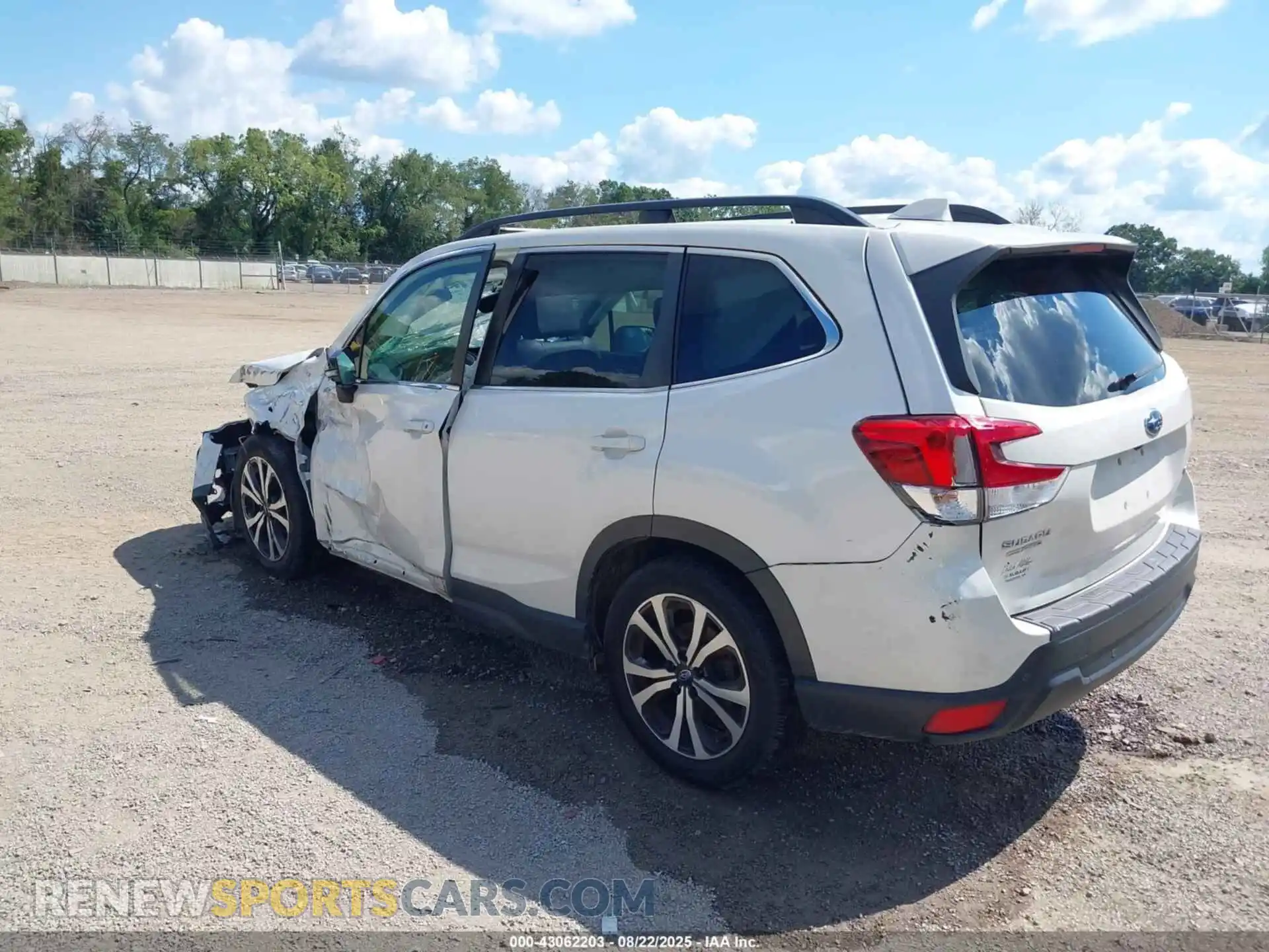 3 Photograph of a damaged car JF2SKAUC0MH487626 SUBARU FORESTER 2021