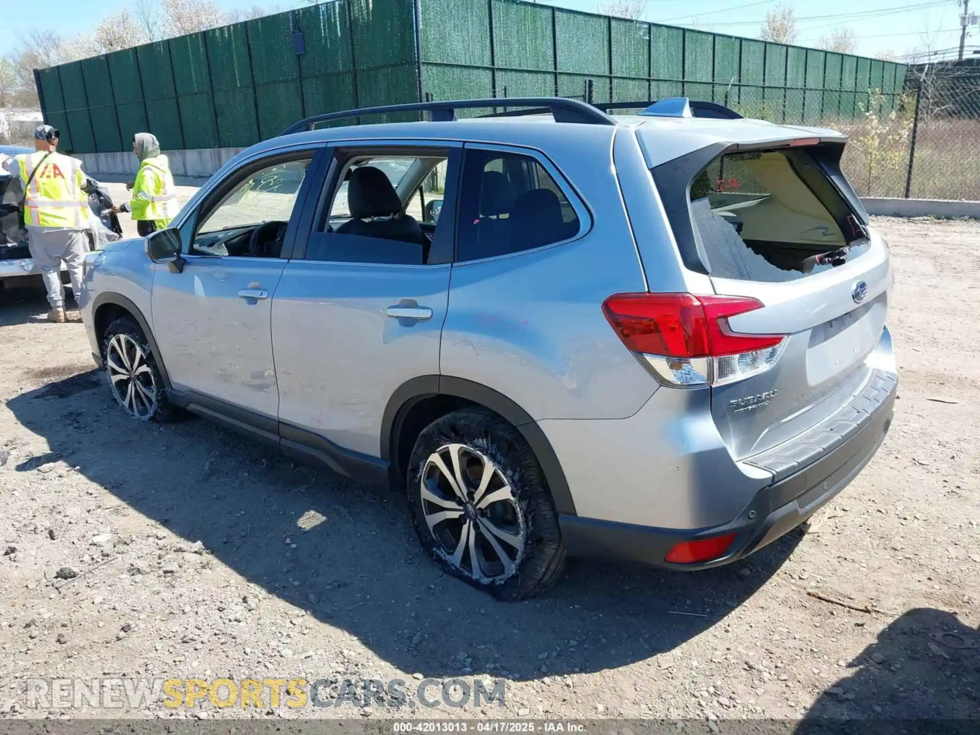 3 Photograph of a damaged car JF2SKAUC6MH442514 SUBARU FORESTER 2021