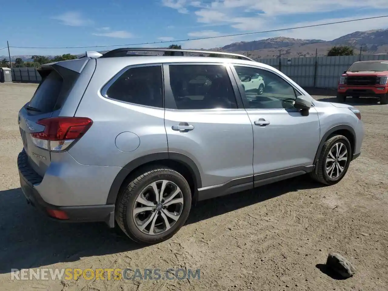 3 Photograph of a damaged car JF2SKAUC7MH404970 SUBARU FORESTER 2021