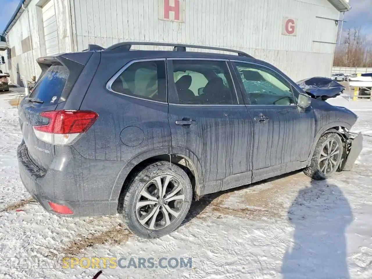 3 Photograph of a damaged car JF2SKAUC7MH521545 SUBARU FORESTER 2021