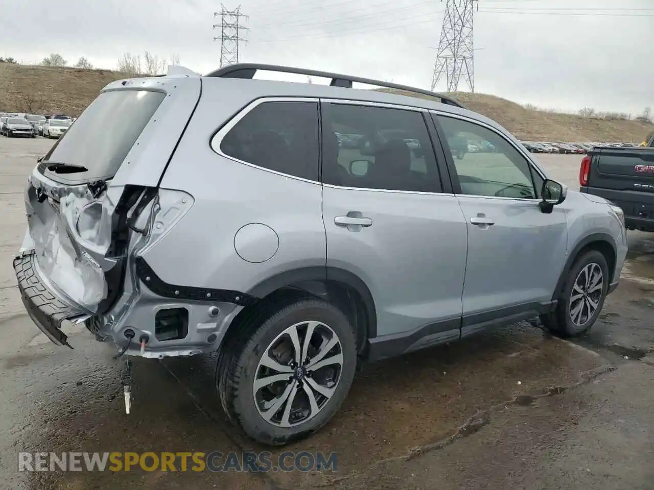 3 Photograph of a damaged car JF2SKAUC8MH455281 SUBARU FORESTER 2021