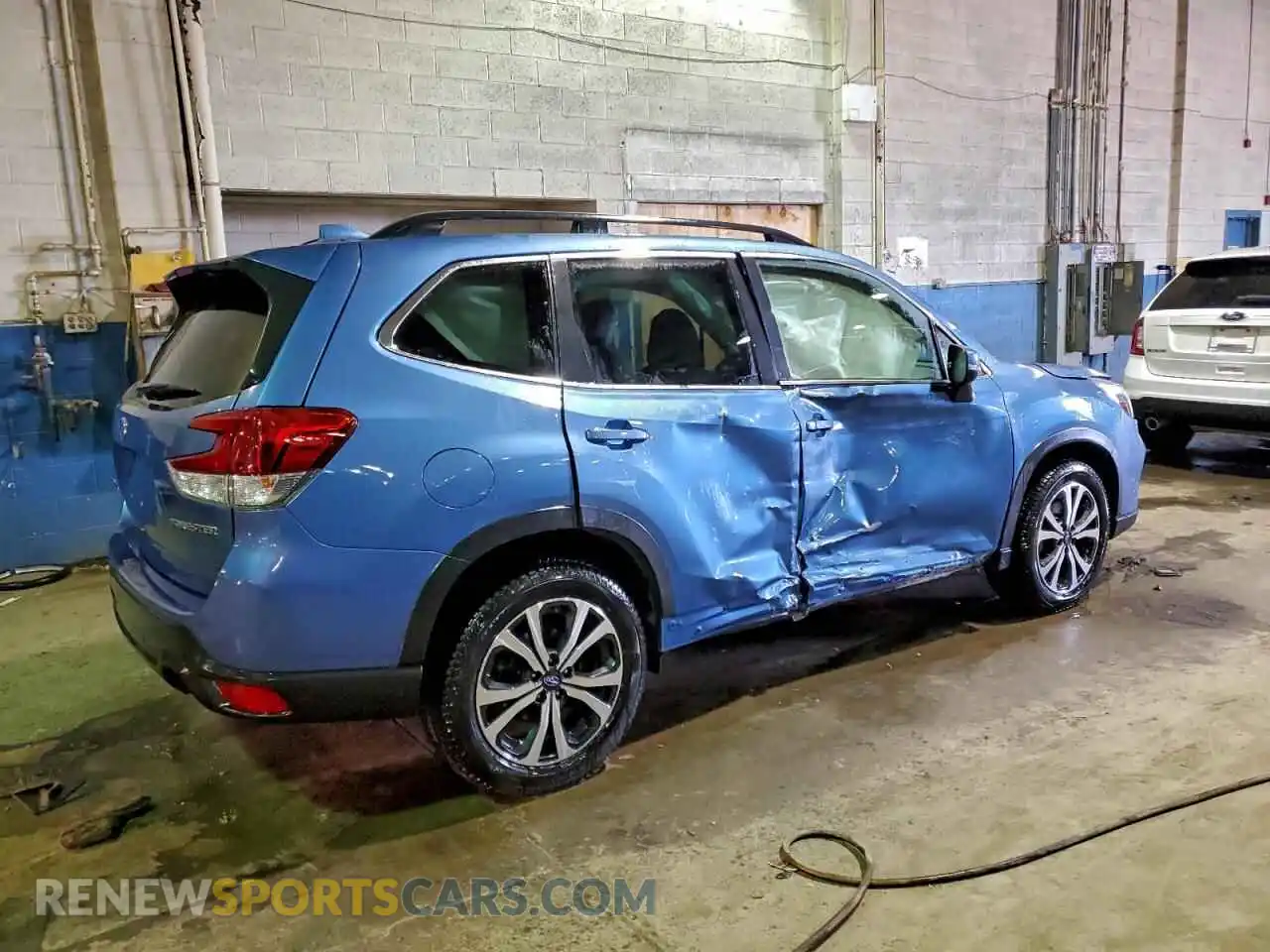 3 Photograph of a damaged car JF2SKAUC9MH571198 SUBARU FORESTER 2021