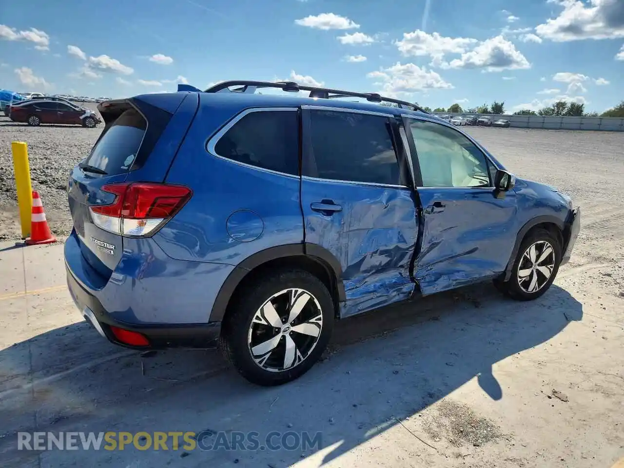 3 Photograph of a damaged car JF2SKAXC1MH468787 SUBARU FORESTER 2021