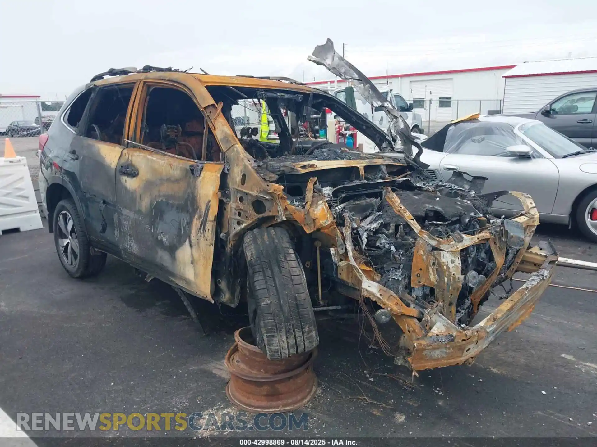 1 Photograph of a damaged car JF2SKAXC1MH587987 SUBARU FORESTER 2021