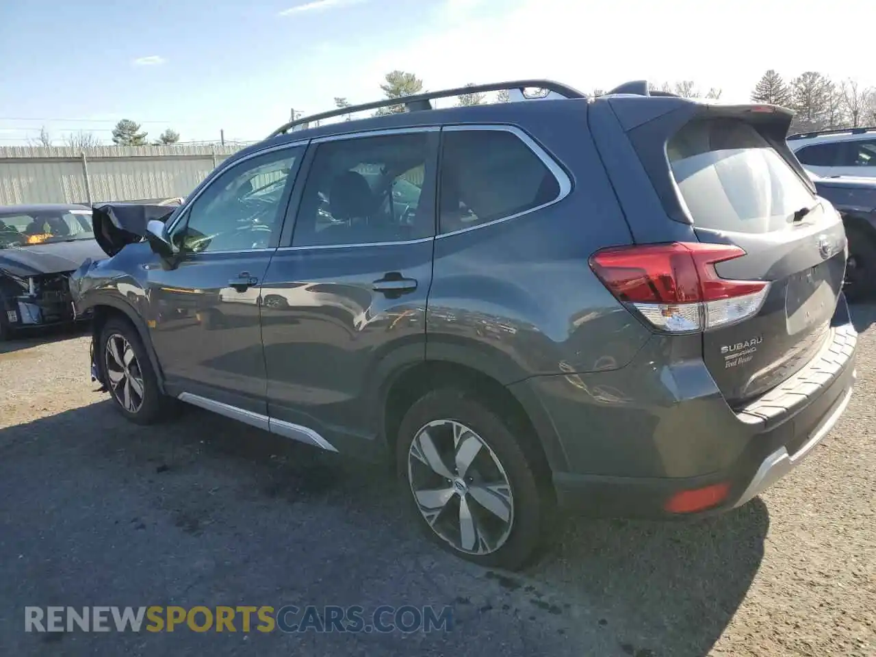 2 fotografías del automóvil dañado JF2SKAXC5MH487861 SUBARU FORESTER 2021