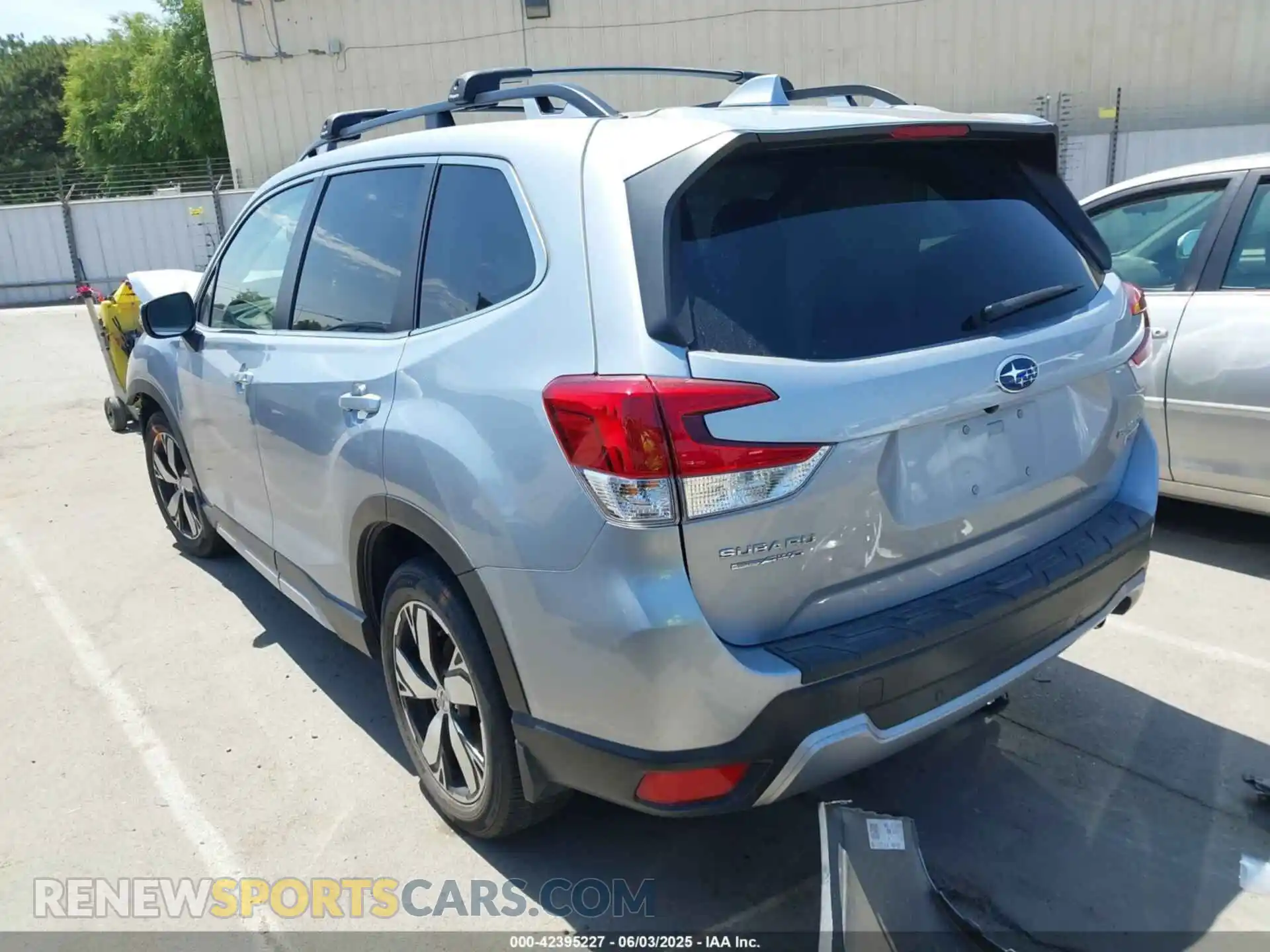 3 Photograph of a damaged car JF2SKAXC7MH411400 SUBARU FORESTER 2021