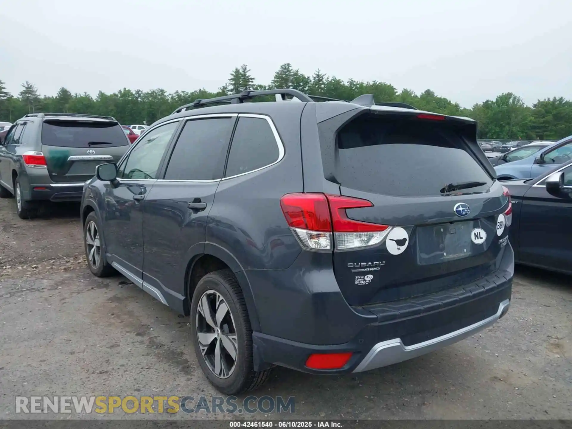 3 Photograph of a damaged car JF2SKAXC8MH477969 SUBARU FORESTER 2021