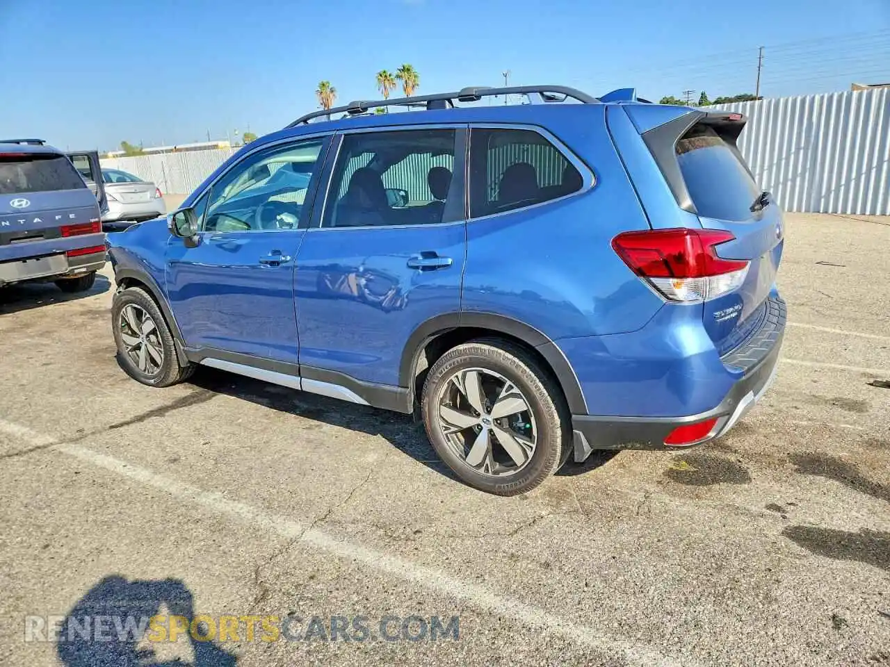 2 fotografías del automóvil dañado JF2SKAXC9MH537421 SUBARU FORESTER 2021