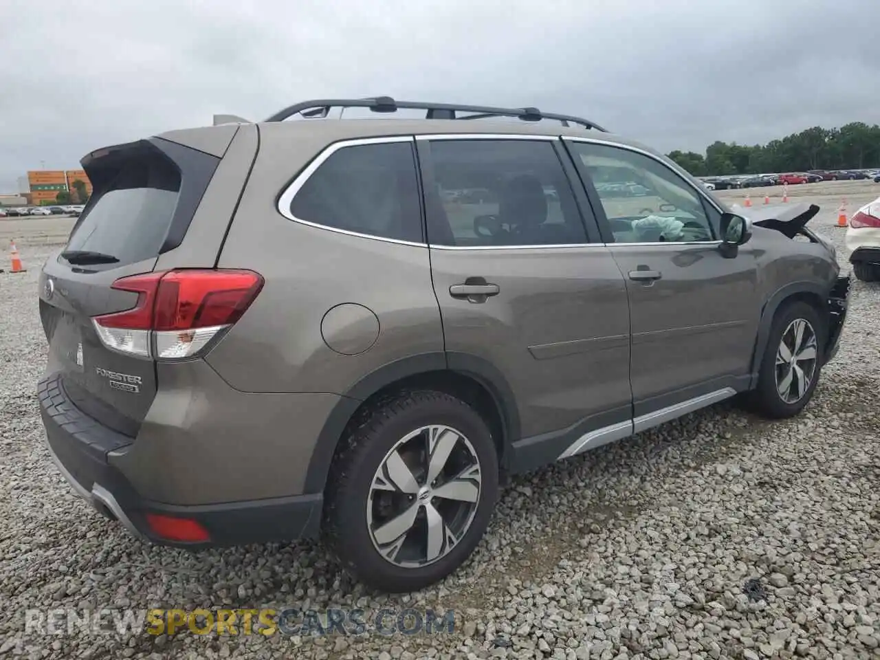 3 Photograph of a damaged car JF2SKAXCXMH570752 SUBARU FORESTER 2021