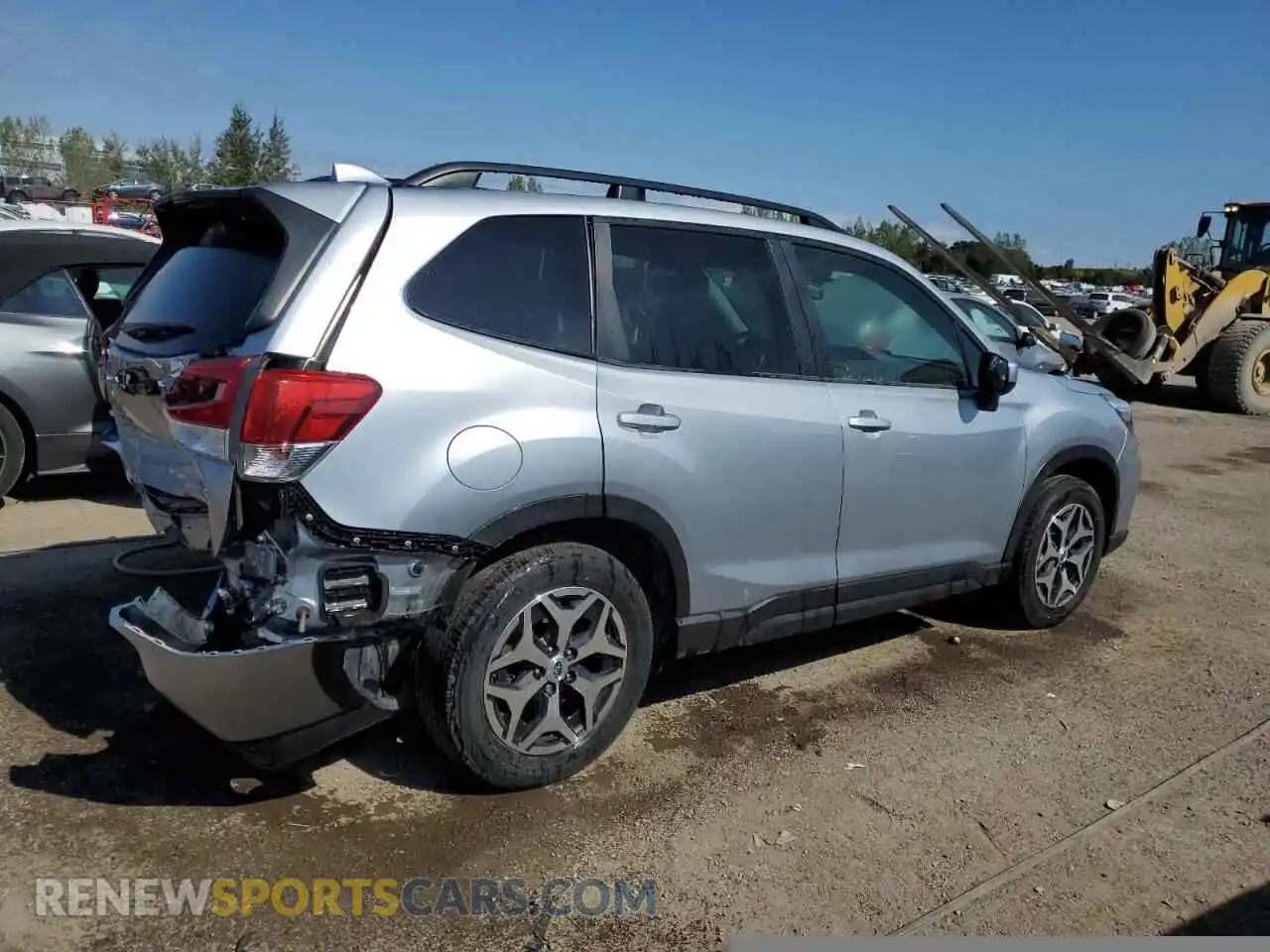 3 Фотография поврежденного автомобиля JF2SKEJC9MH546703 SUBARU FORESTER 2021