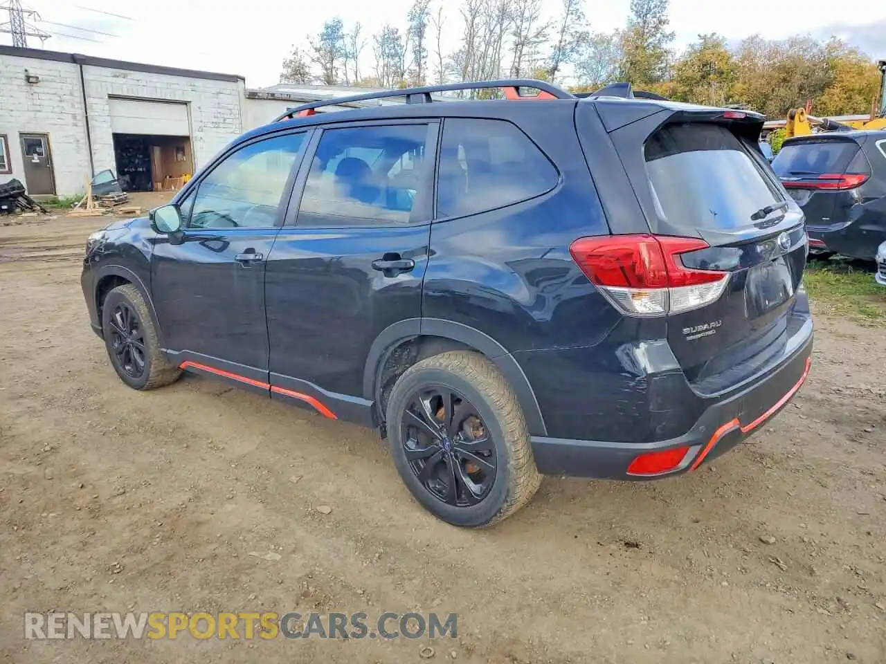 2 fotografías del automóvil dañado JF2SKEMC3MH523378 SUBARU FORESTER 2021