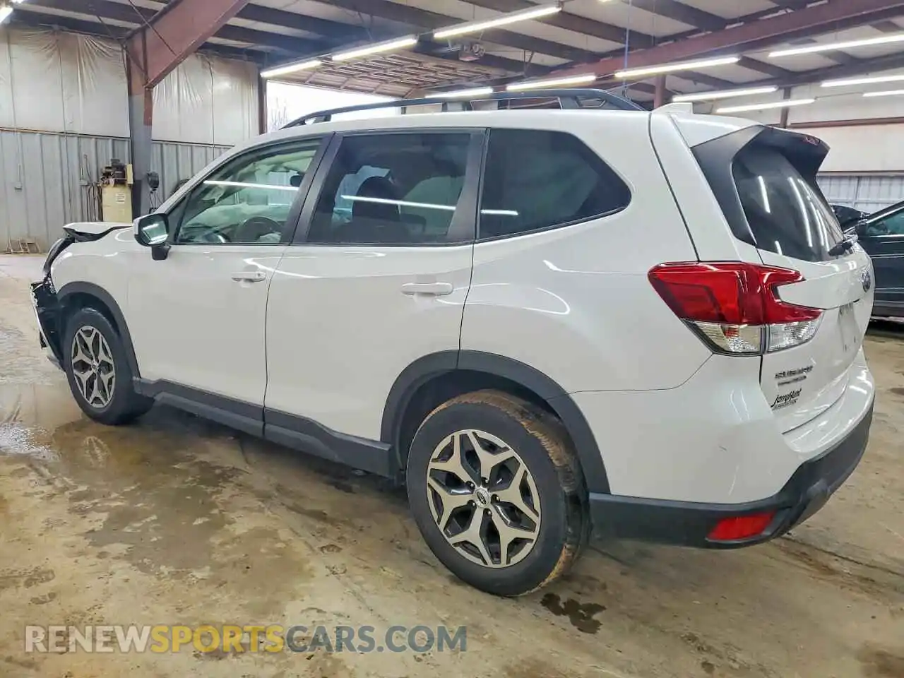 2 Photograph of a damaged car JF2SKADC7NH401651 SUBARU FORESTER 2022