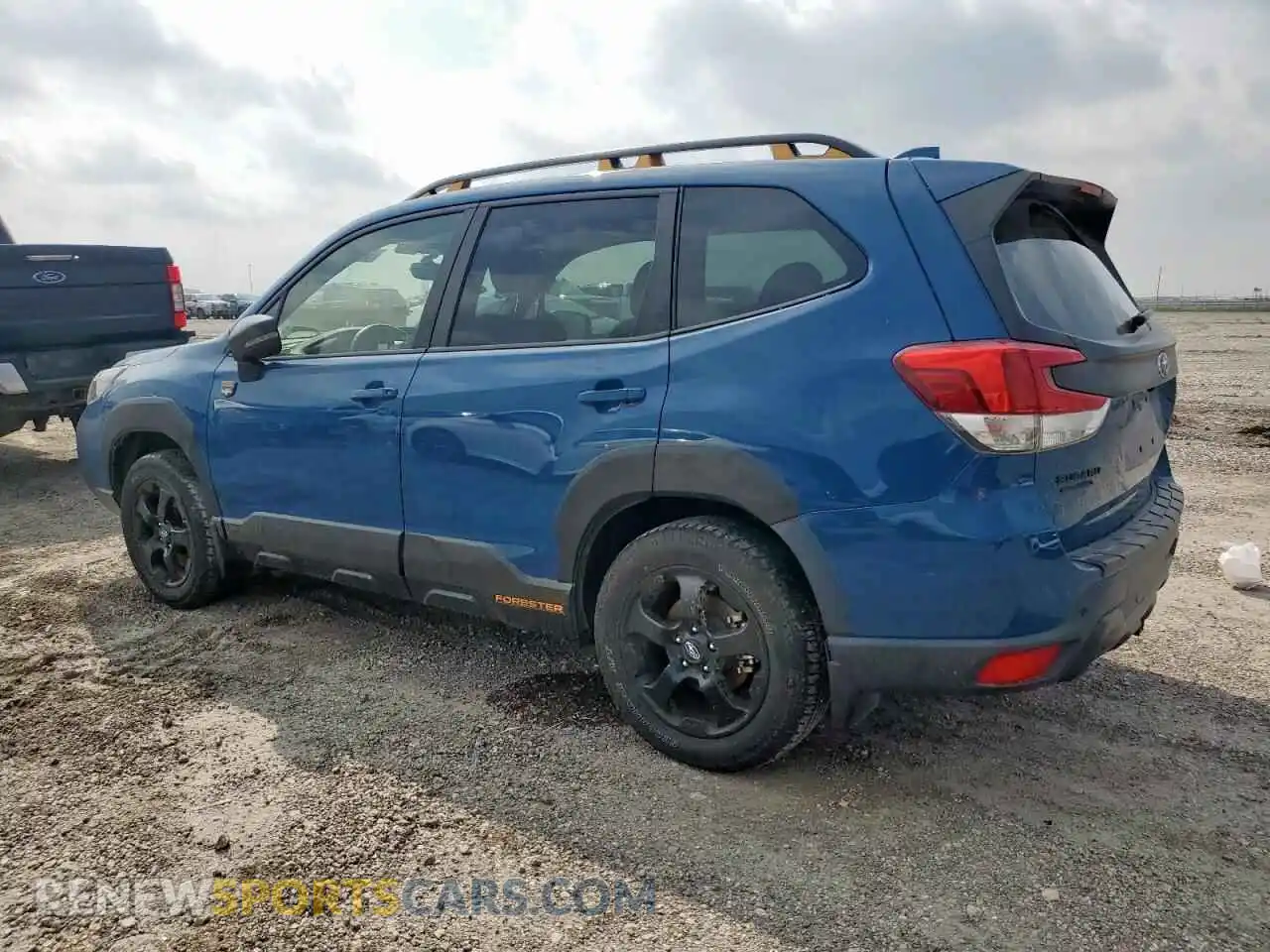 2 Photograph of a damaged car JF2SKALC9NH505026 SUBARU FORESTER 2022