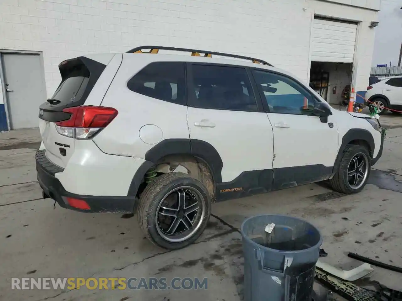 3 Photograph of a damaged car JF2SKAMC1NH422866 SUBARU FORESTER 2022