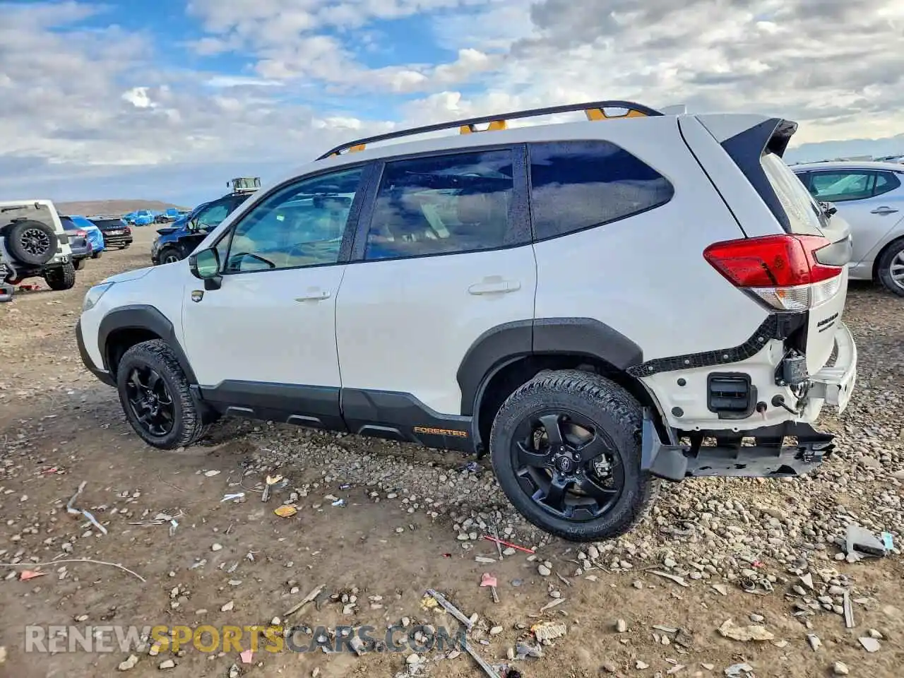 2 fotografías del automóvil dañado JF2SKAMC3NH426918 SUBARU FORESTER 2022
