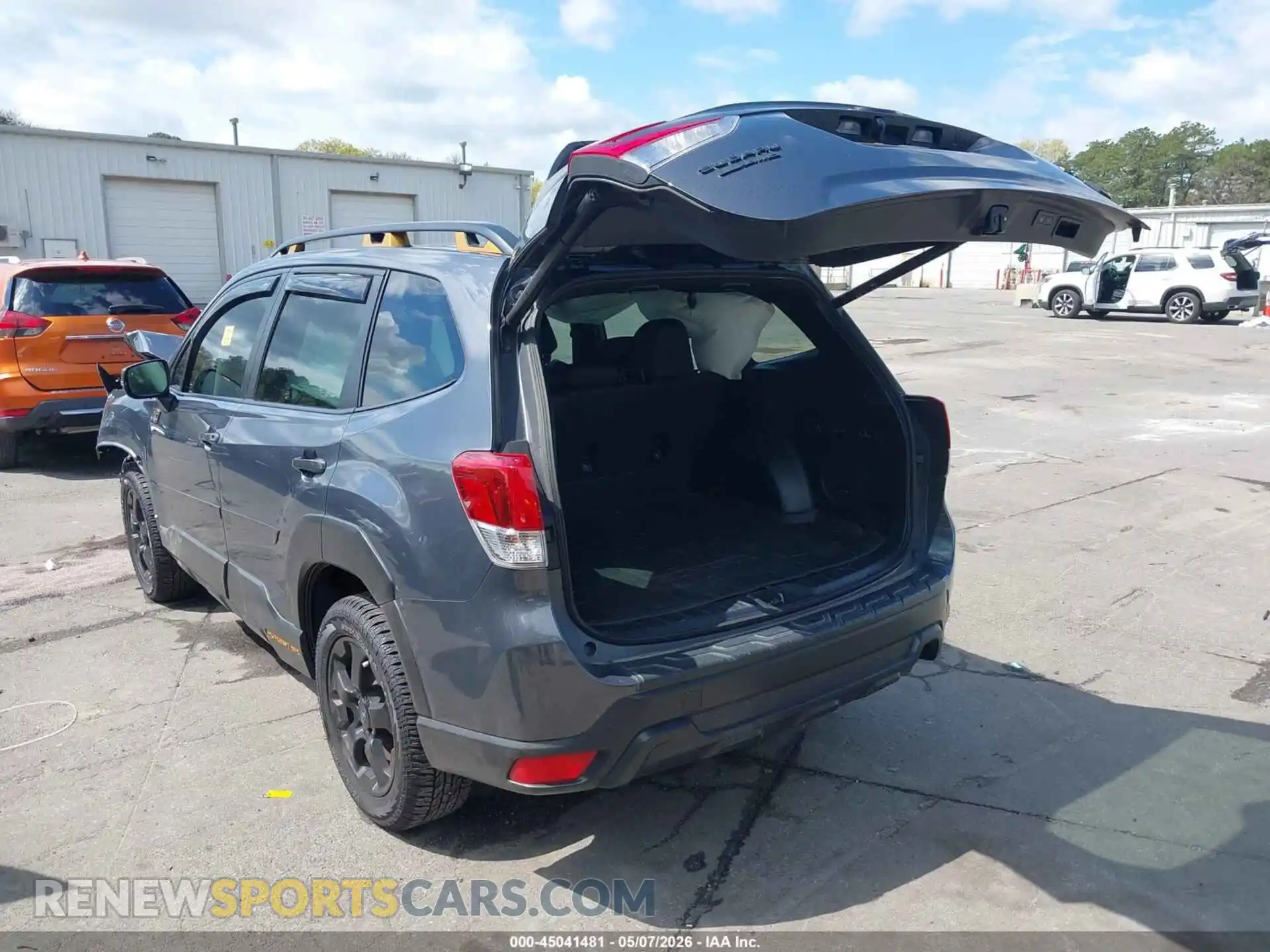 3 Photograph of a damaged car JF2SKAMC5NH517897 SUBARU FORESTER 2022