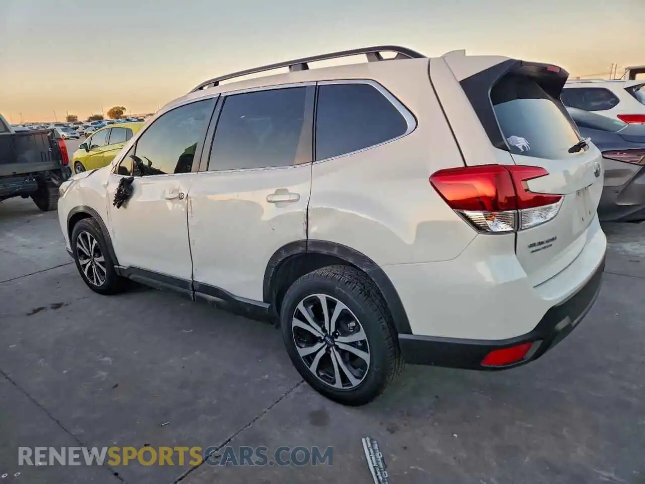 2 fotografías del automóvil dañado JF2SKANC5NH477674 SUBARU FORESTER 2022