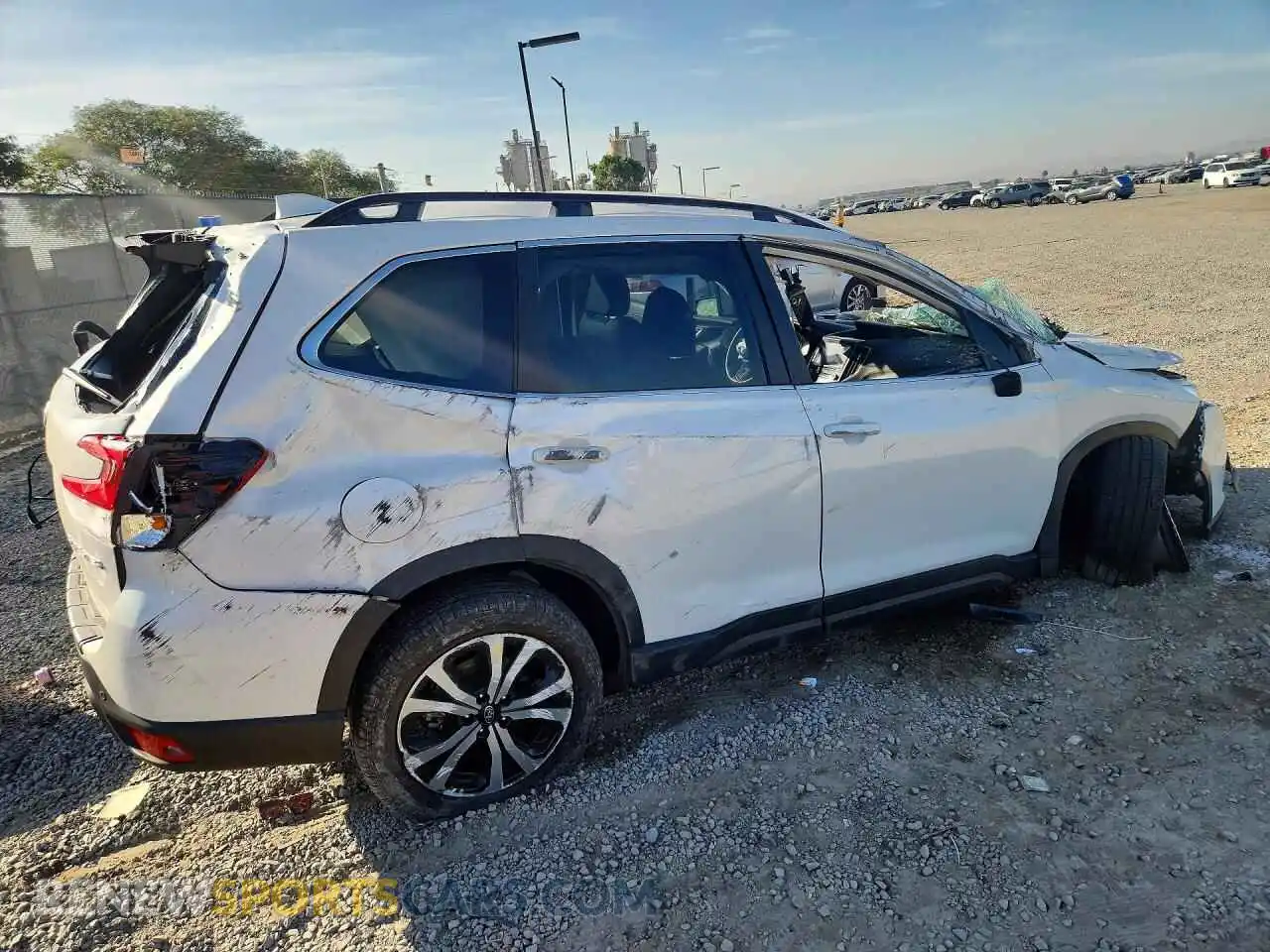3 fotografías del automóvil dañado JF2SKAPC0NH431828 SUBARU FORESTER 2022