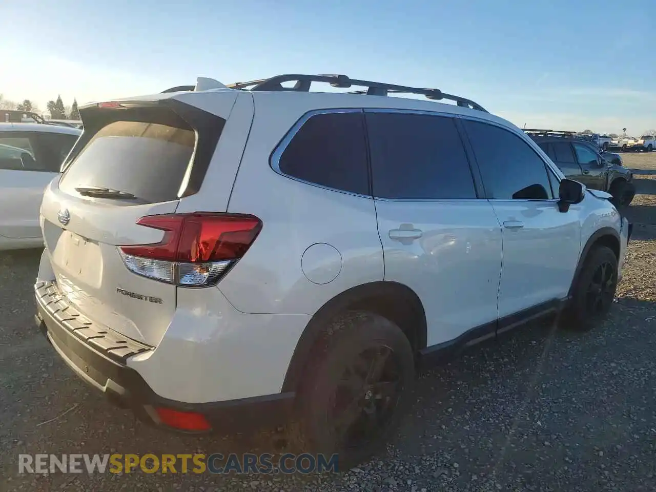 3 Photograph of a damaged car JF2SKAPC3NH474429 SUBARU FORESTER 2022