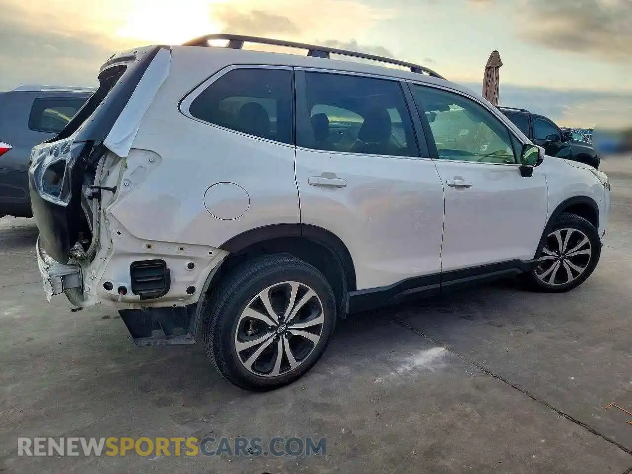 3 Photograph of a damaged car JF2SKAPC9NH410833 SUBARU FORESTER 2022
