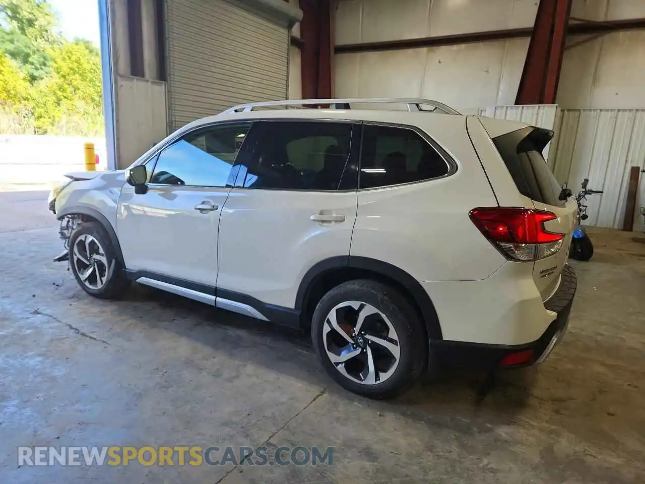2 Photograph of a damaged car JF2SKARC4NH511534 SUBARU FORESTER 2022