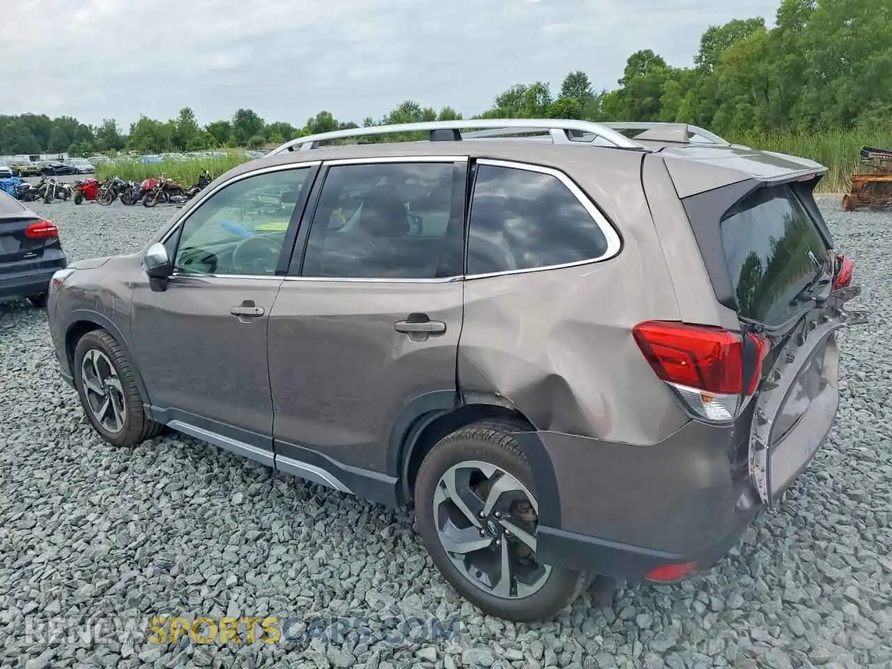 2 Фотография поврежденного автомобиля JF2SKARC8NH405913 SUBARU FORESTER 2022
