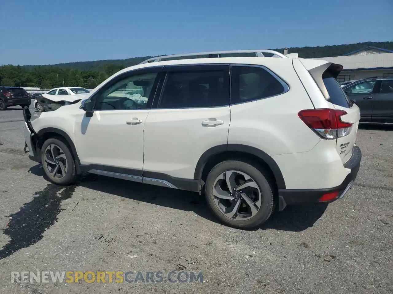 2 Photograph of a damaged car JF2SKARC9NH439942 SUBARU FORESTER 2022