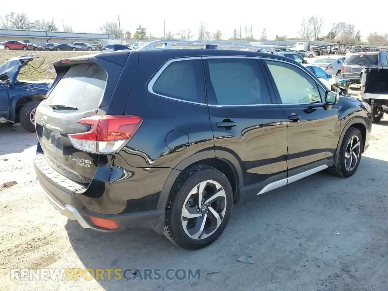 3 fotografías del automóvil dañado JF2SKARC9NH529897 SUBARU FORESTER 2022