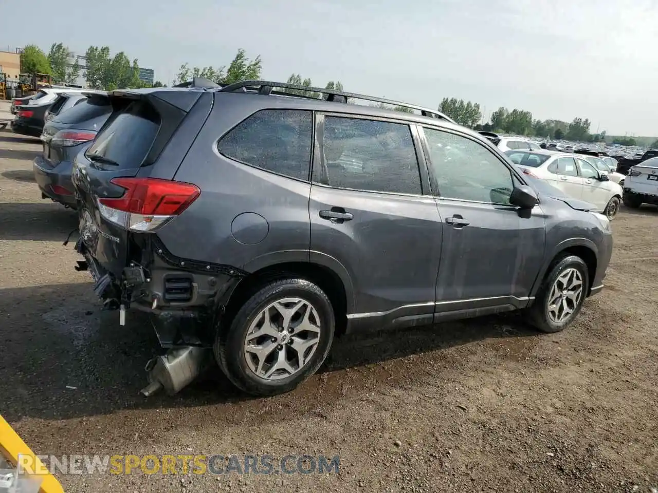3 Photograph of a damaged car JF2SKEEC4NH478130 SUBARU FORESTER 2022