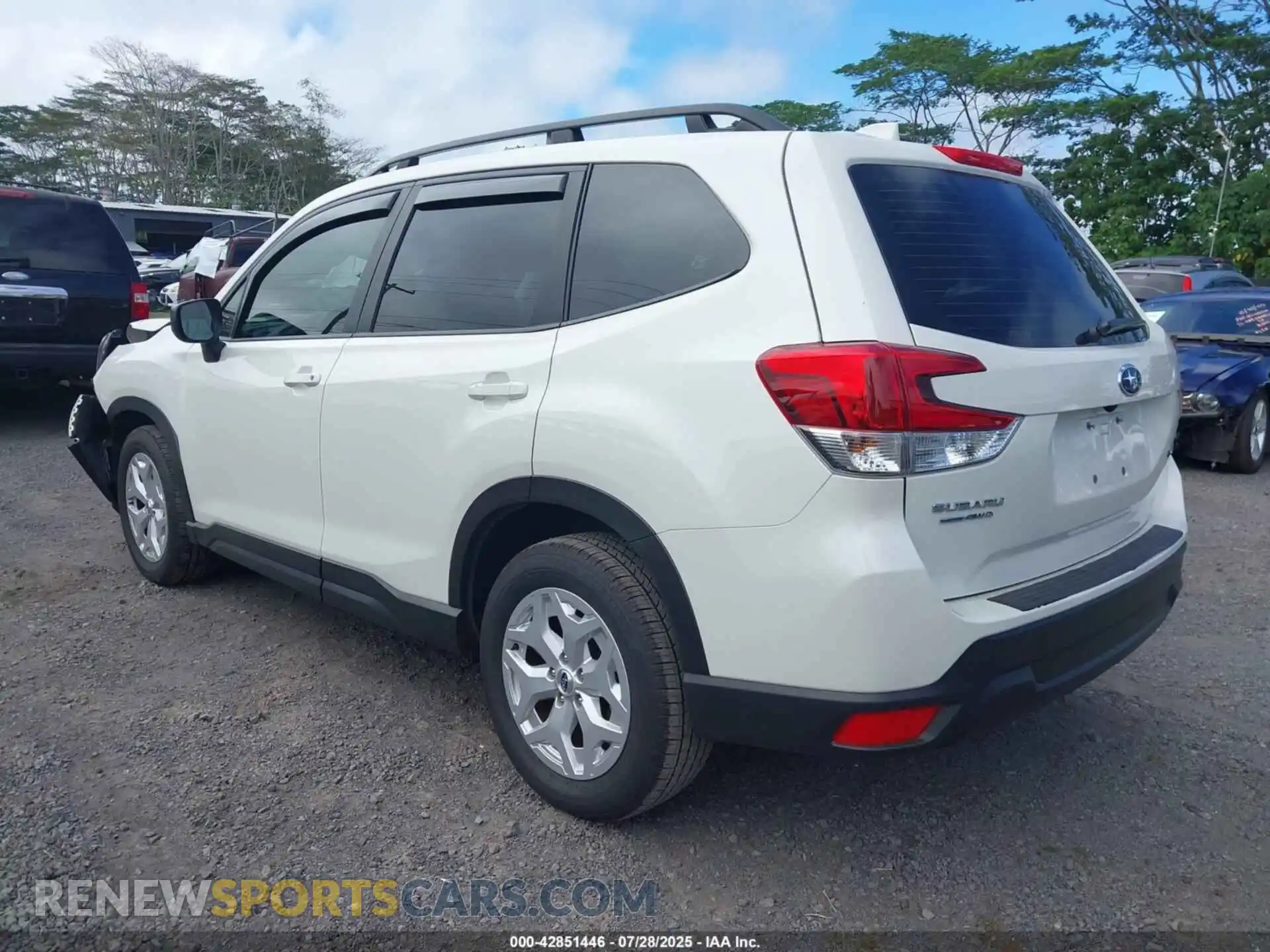 3 Photograph of a damaged car JF2SKACC7PH495583 SUBARU FORESTER 2023