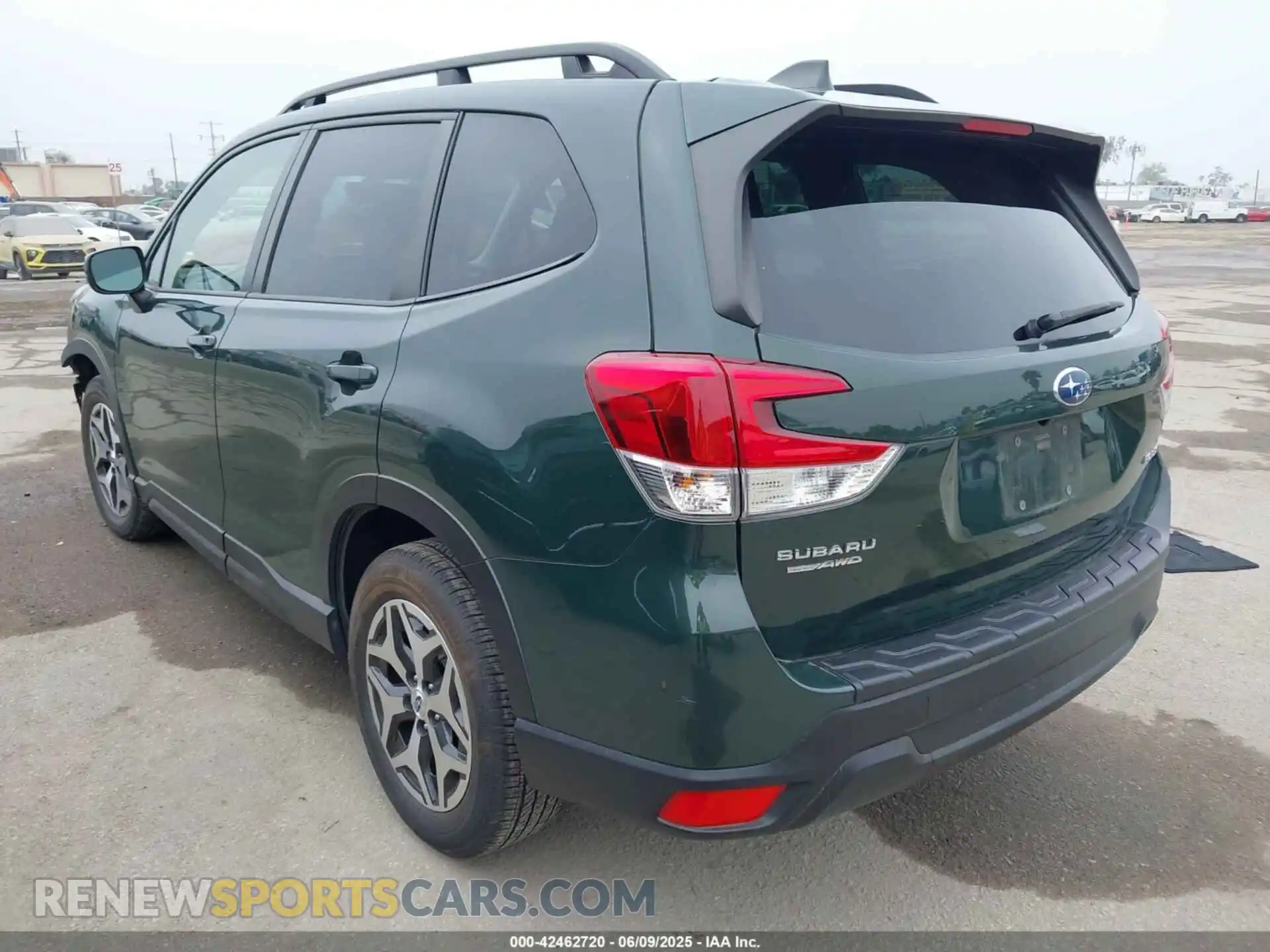 3 Photograph of a damaged car JF2SKAEC1PH415675 SUBARU FORESTER 2023