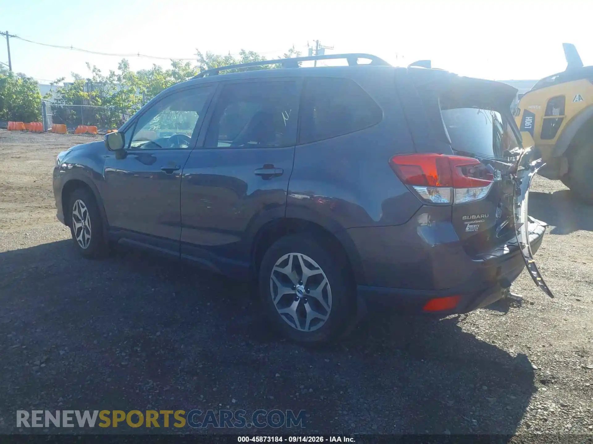 3 Photograph of a damaged car JF2SKAEC4PH471609 SUBARU FORESTER 2023