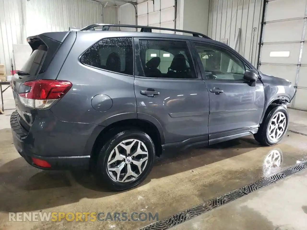 3 Photograph of a damaged car JF2SKAEC5PH551422 SUBARU FORESTER 2023