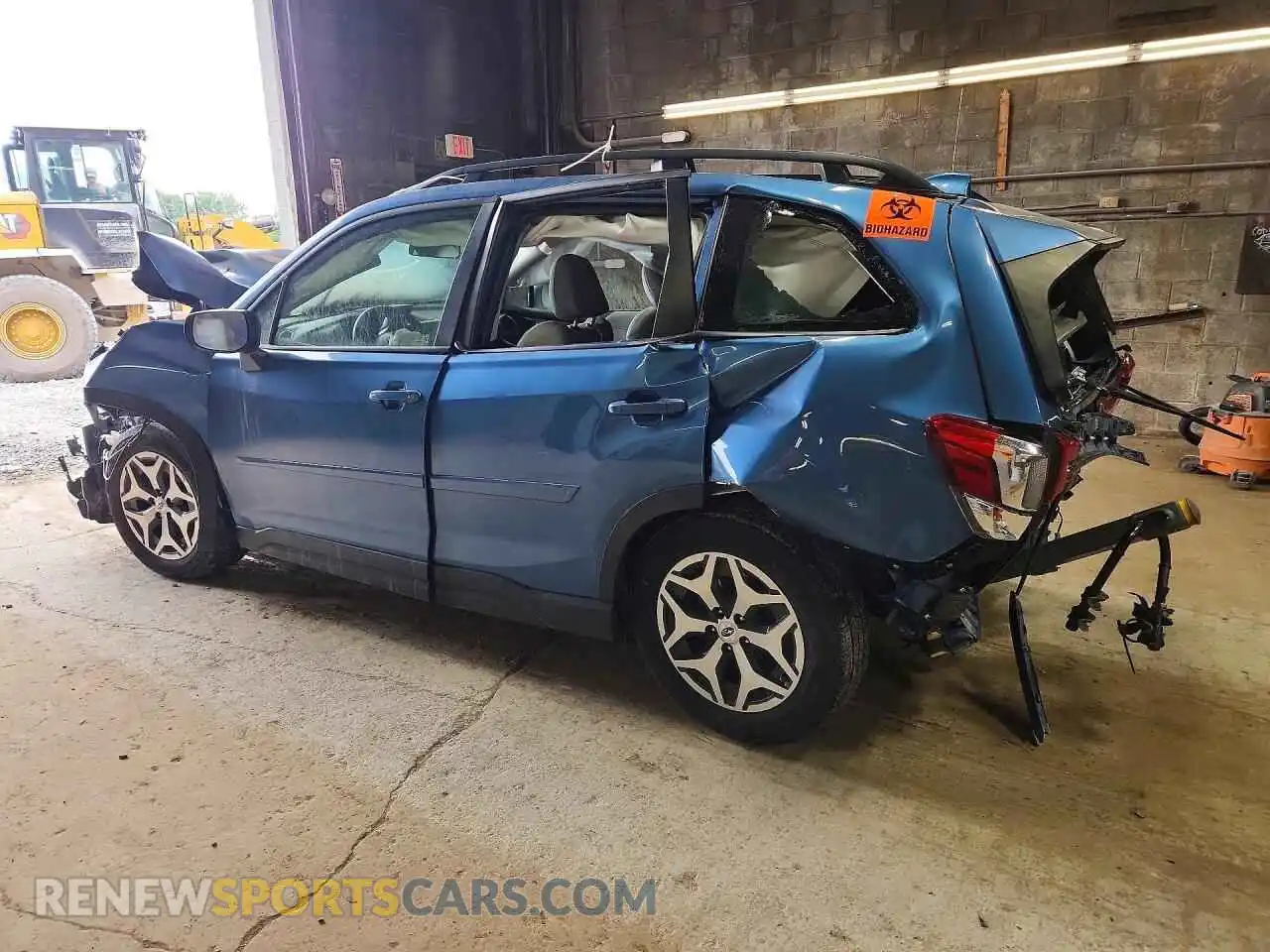 2 fotografías del automóvil dañado JF2SKAEC8PH480801 SUBARU FORESTER 2023