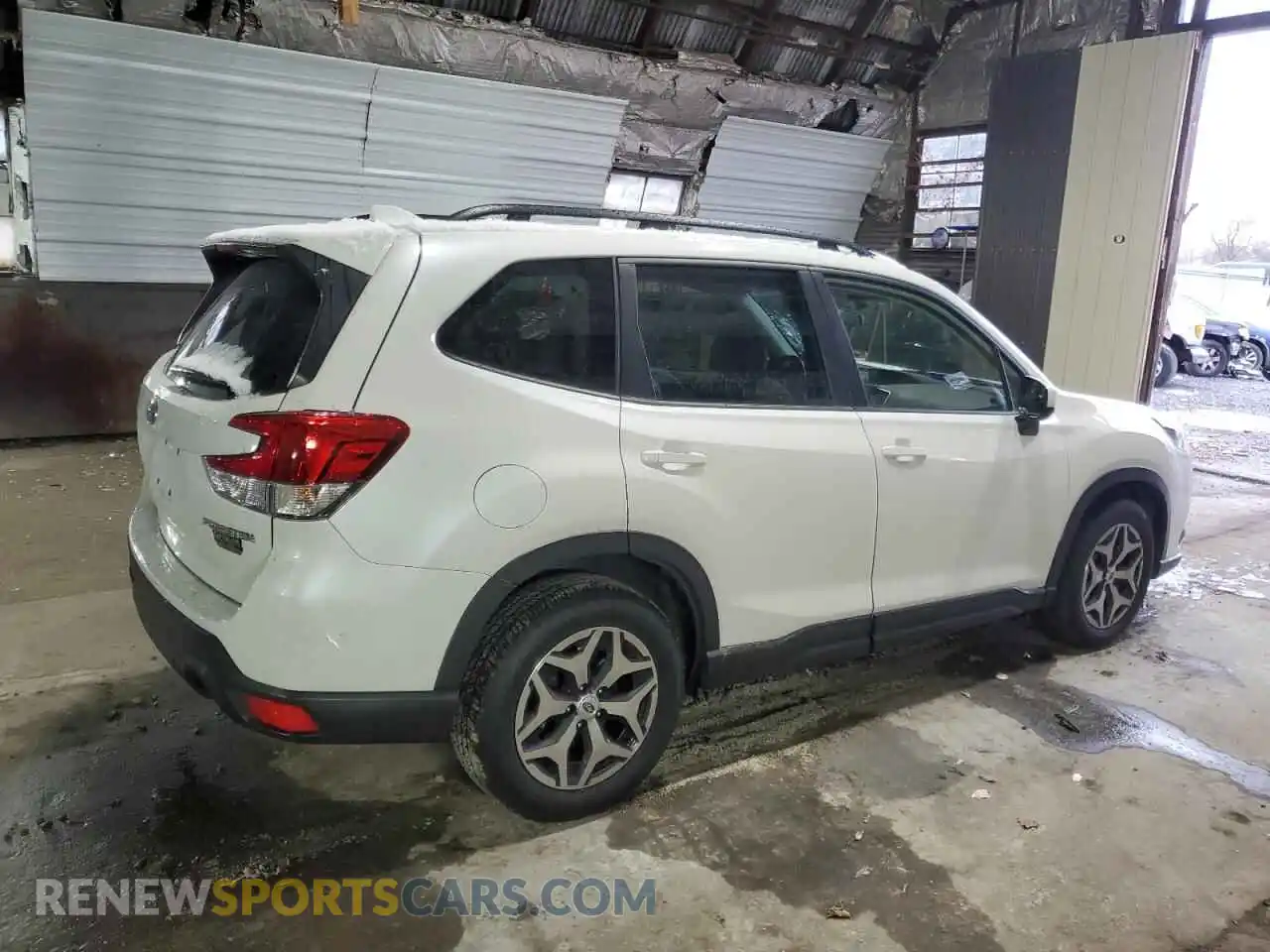 3 Photograph of a damaged car JF2SKAEC8PH493130 SUBARU FORESTER 2023