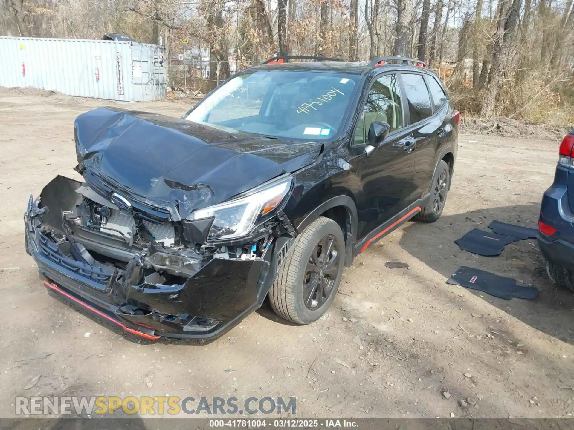 2 fotografías del automóvil dañado JF2SKAJC1PH455065 SUBARU FORESTER 2023