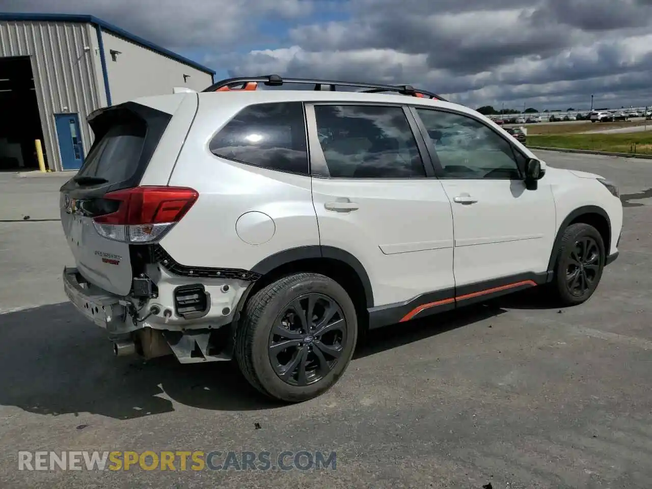 3 Photograph of a damaged car JF2SKAJC8PH423634 SUBARU FORESTER 2023
