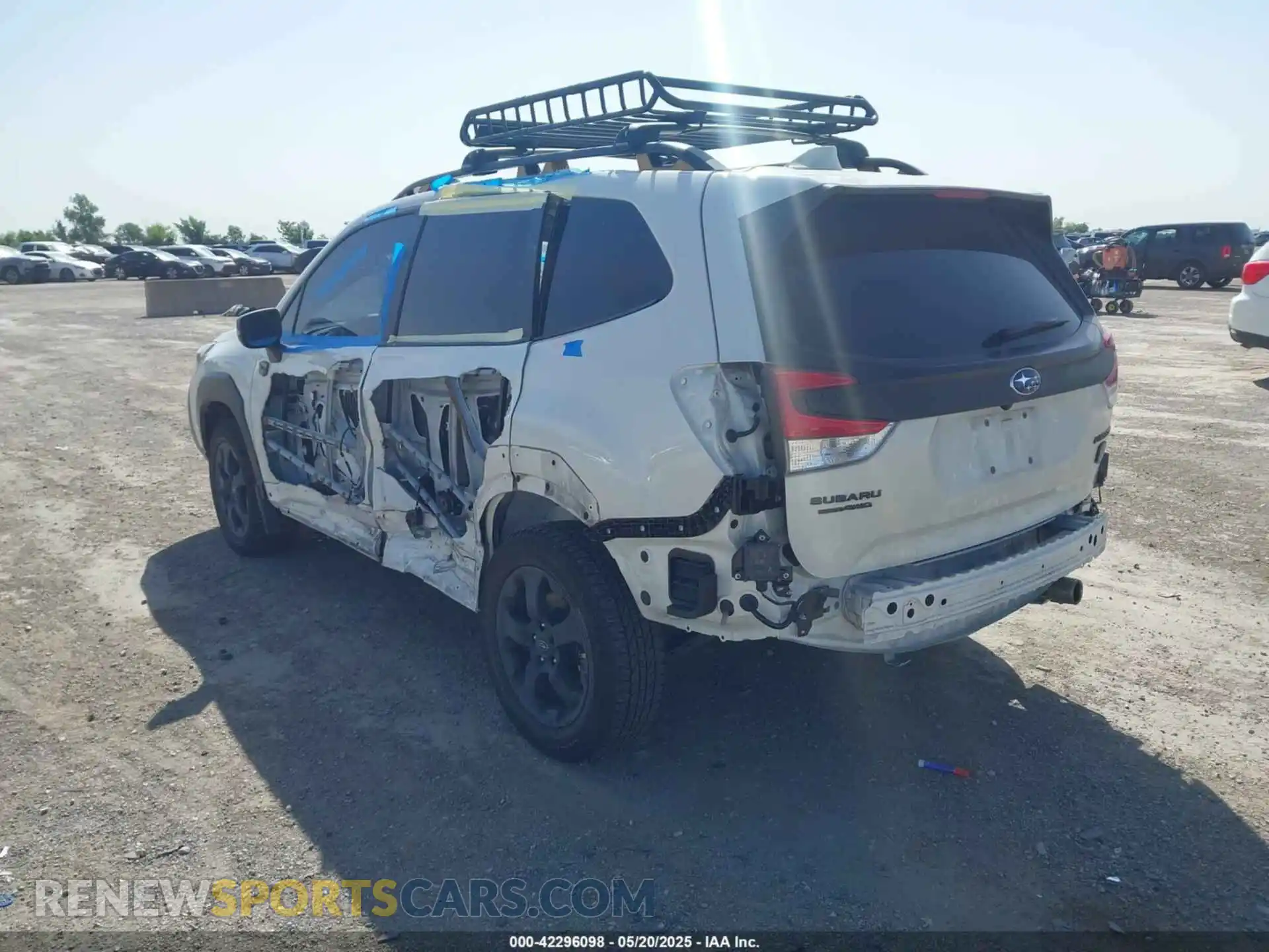3 fotografías del automóvil dañado JF2SKALCXPH524655 SUBARU FORESTER 2023