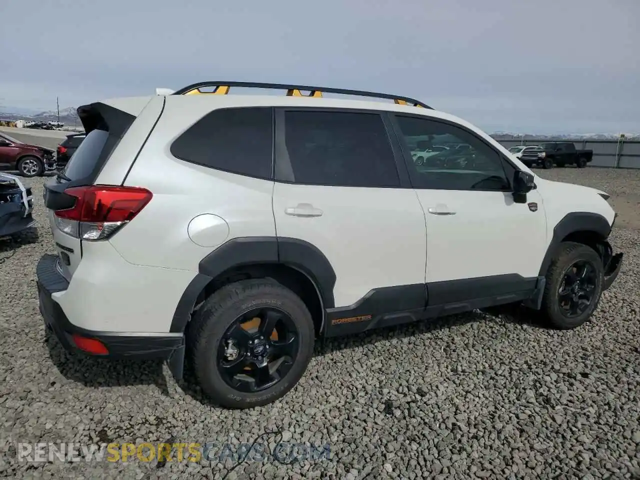 3 Фотография поврежденного автомобиля JF2SKAMC0PH427995 SUBARU FORESTER 2023