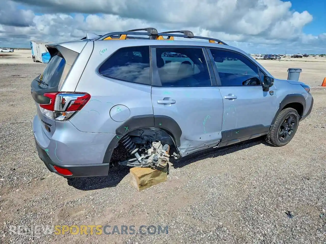 3 Photograph of a damaged car JF2SKAMC1PH528799 SUBARU FORESTER 2023
