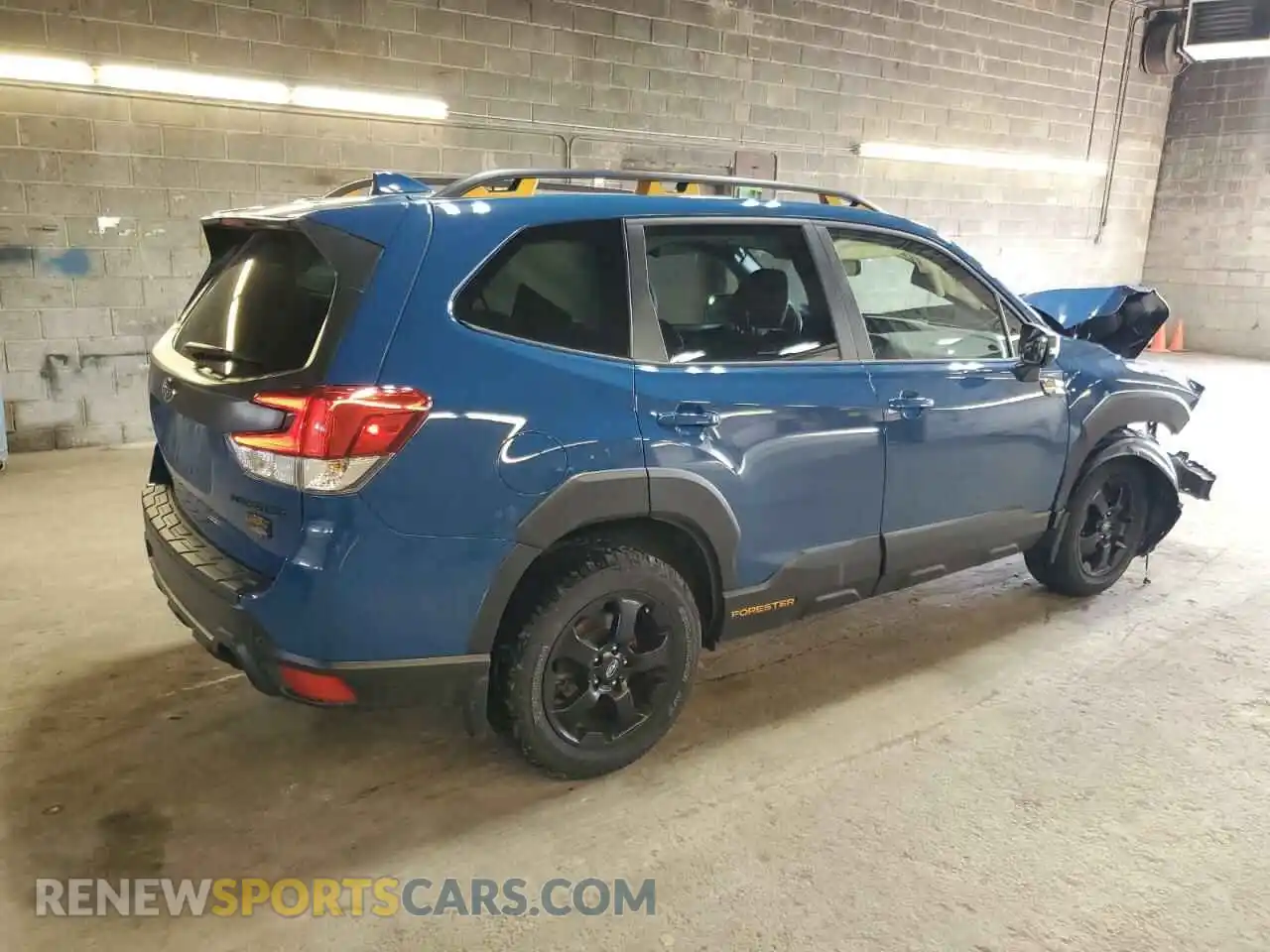 3 fotografías del automóvil dañado JF2SKAMC3PH517187 SUBARU FORESTER 2023