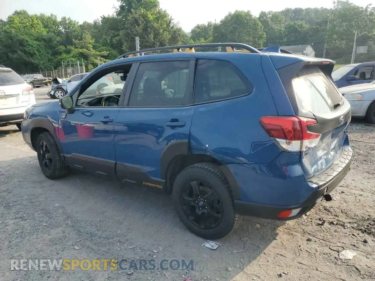 2 fotografías del automóvil dañado JF2SKAMC9PH407311 SUBARU FORESTER 2023