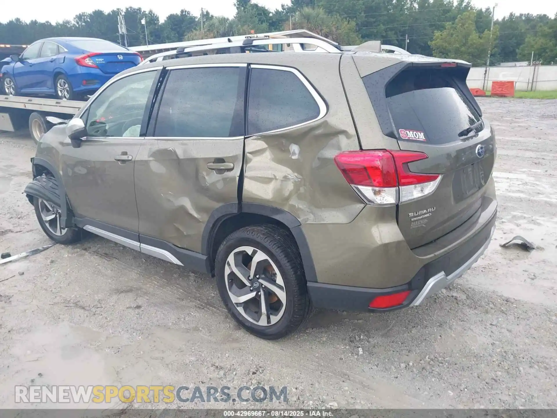 3 Photograph of a damaged car JF2SKARC8PH400939 SUBARU FORESTER 2023