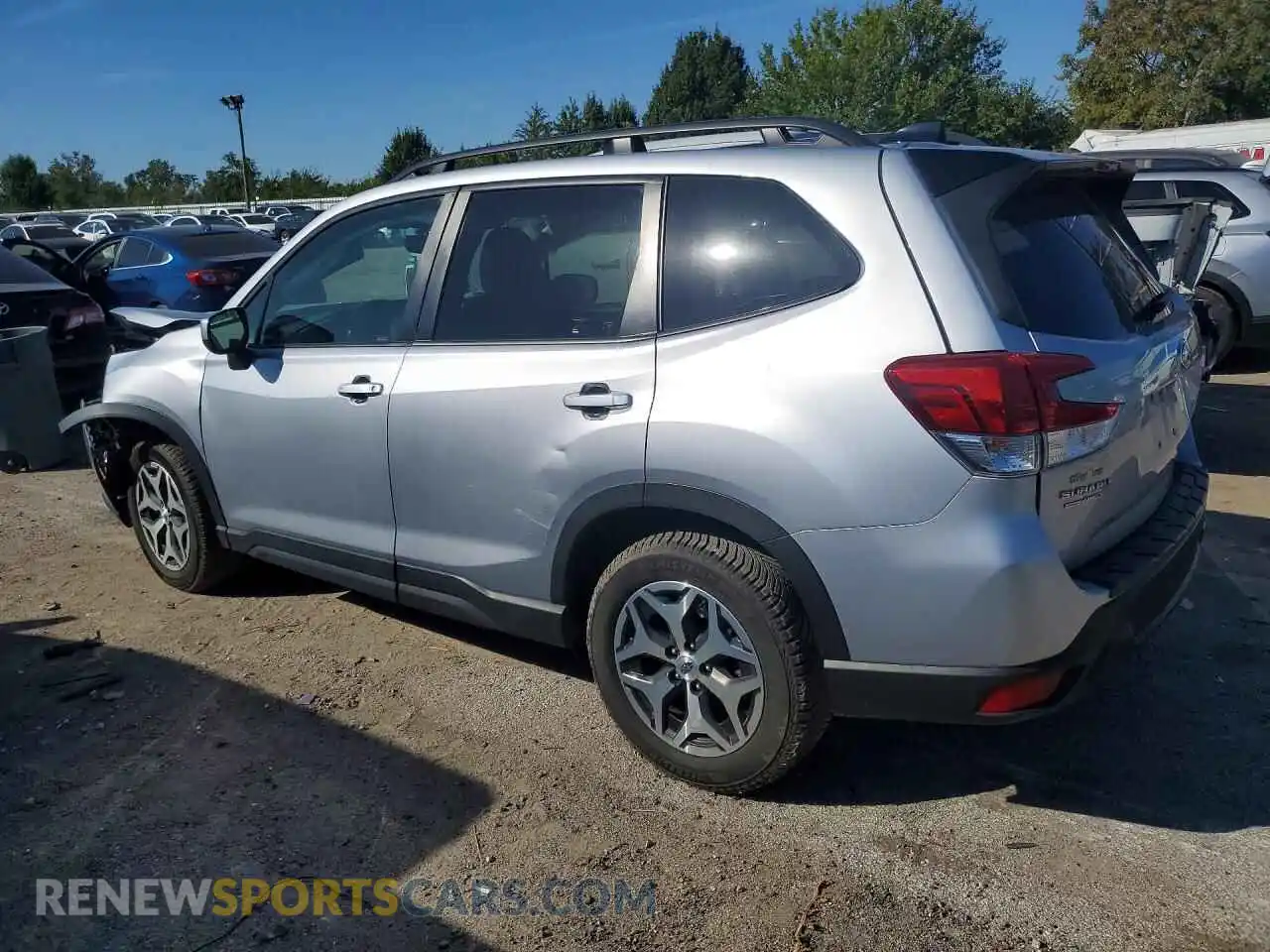 2 Фотография поврежденного автомобиля JF2SKADC1RH476111 SUBARU FORESTER 2024